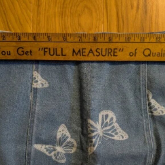 TinsleTown High Waisted Butterfly Print Shorts NWT - Picture 8 of 8